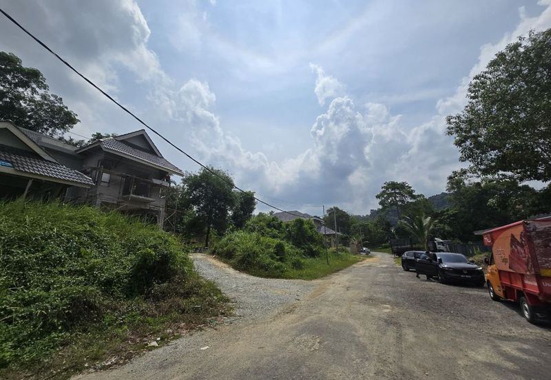 Kampung Sungai Merab