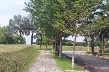 Perdana Hills ( Presint 11 )