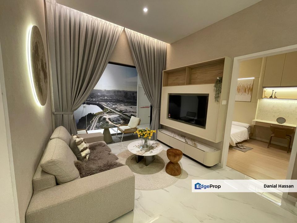 Nearby Mall and LRT New TOD Service Apartment Puchong Jaya Bandar Puteri Puchong, Selangor, Puchong