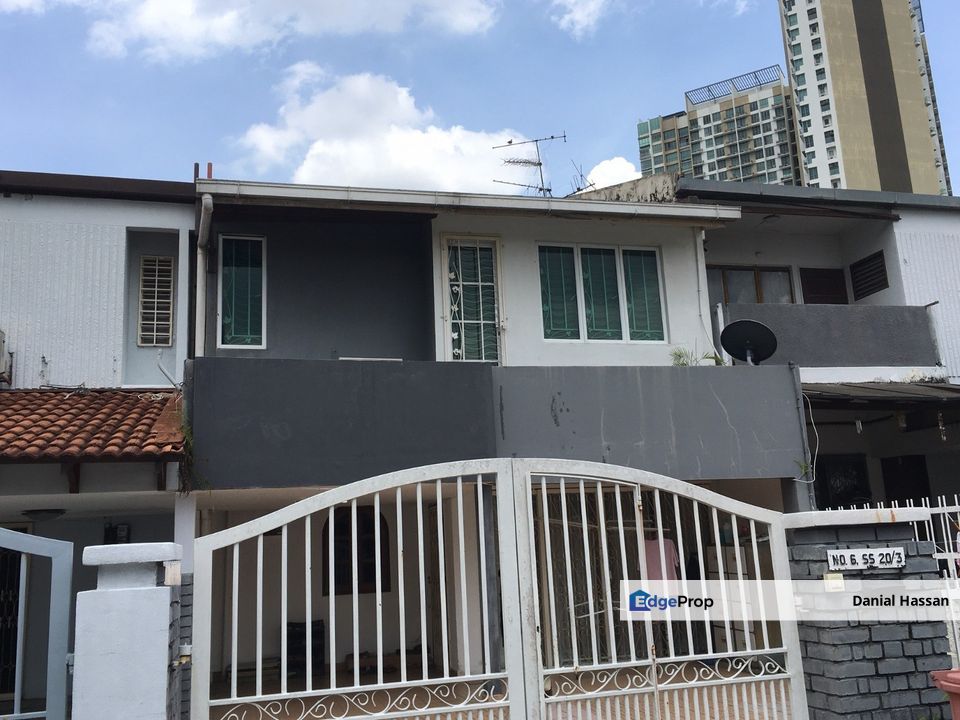 Nearby Mall Facing Open Extended 2 Storey Terrace House Damansara Kim SS20 Petaling Jaya, Selangor, Petaling Jaya
