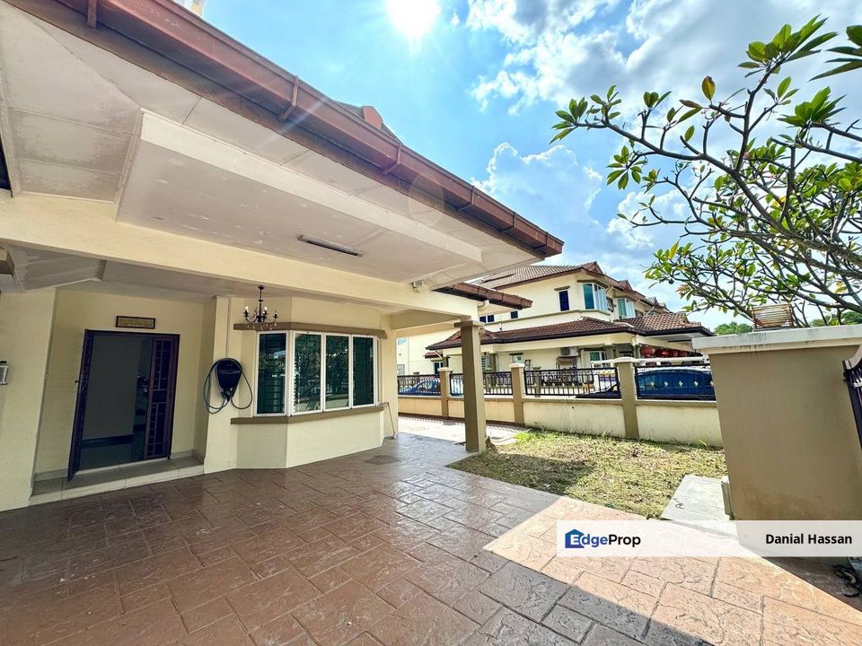 Gated & Guarded Renovated End Lot 2 Storey Terrace House Subang Galaxy U5 Shah Alam, Selangor, Shah Alam