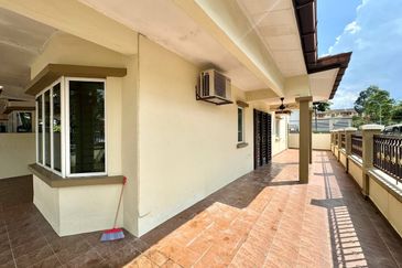 Subang Galaksi (Subang Galaxy)