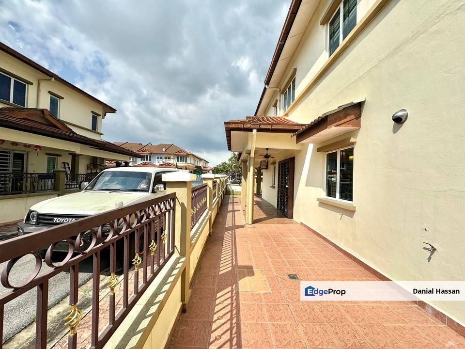 Gated & Guarded Renovated End Lot 2 Storey Terrace House Subang Galaxy U5 Shah Alam, Selangor, Shah Alam