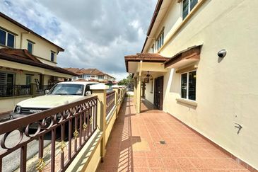 Subang Galaksi (Subang Galaxy)