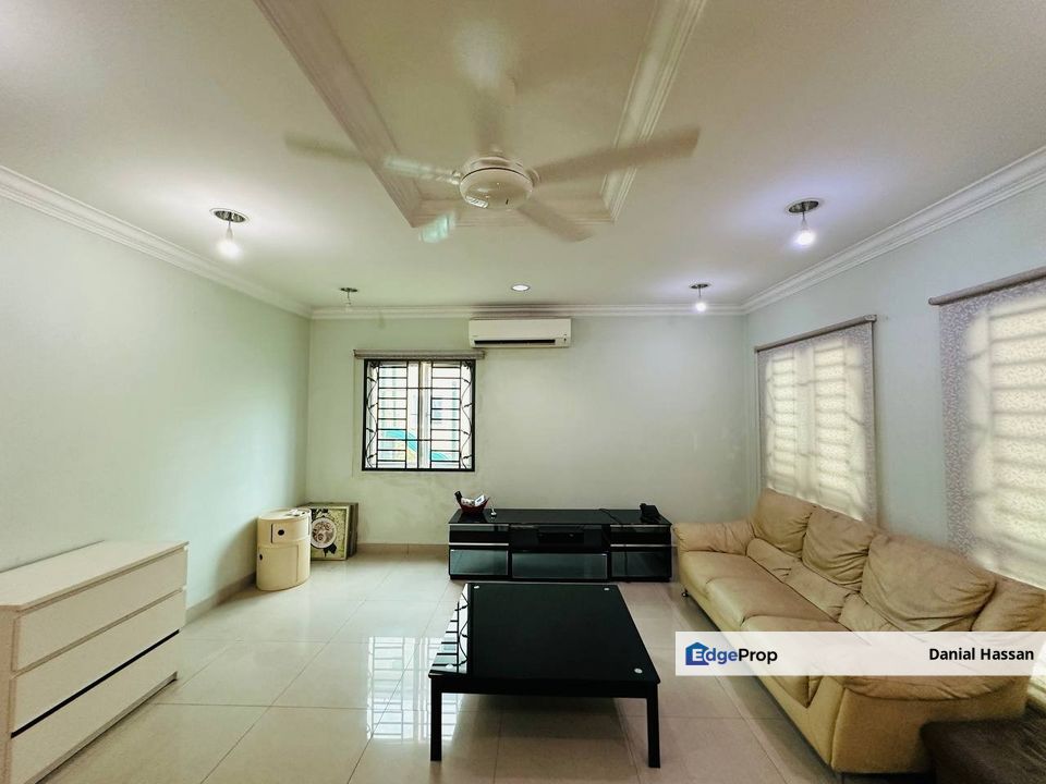 Freehold End Lot 3 Storey Villa Terrace House Bukit Jalil Kuala Lumpur, Kuala Lumpur, Bukit Jalil