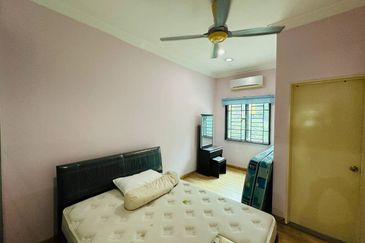 Freehold End Lot 3 Storey Villa Terrace House Bukit Jalil Kuala Lumpur