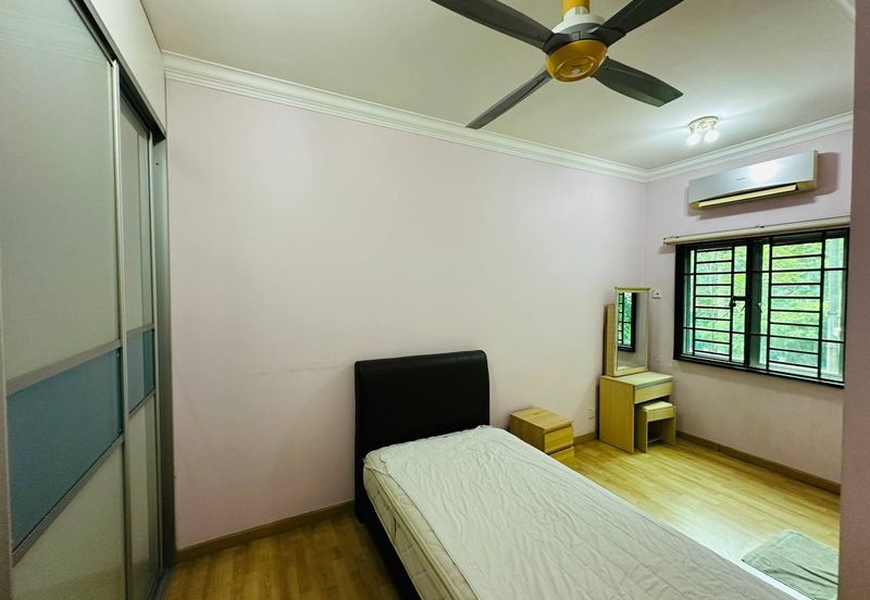 Freehold End Lot 3 Storey Villa Terrace House Bukit Jalil Kuala Lumpur