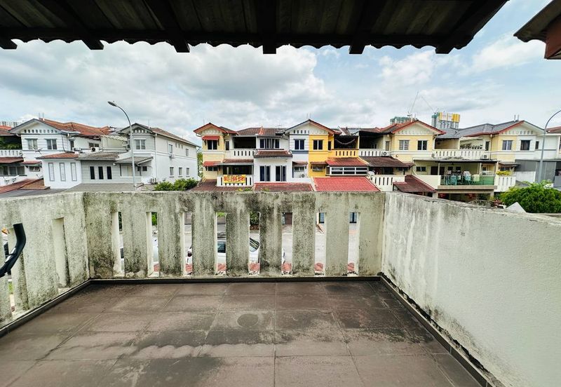 Freehold End Lot 3 Storey Villa Terrace House Bukit Jalil Kuala Lumpur