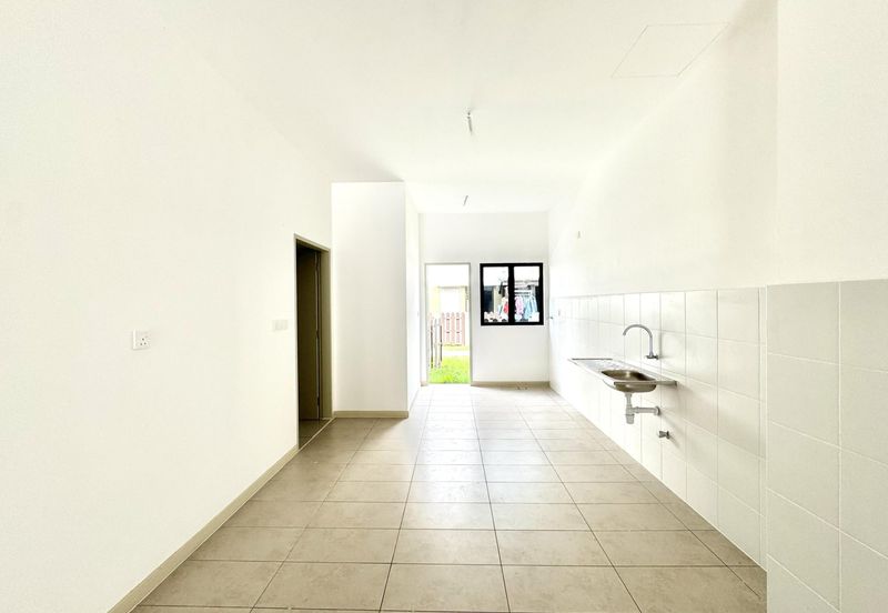 Setia Warisan Tropika