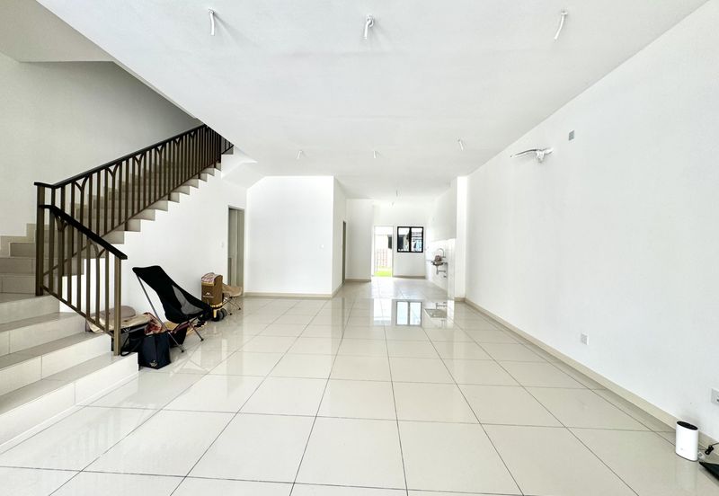 Setia Warisan Tropika