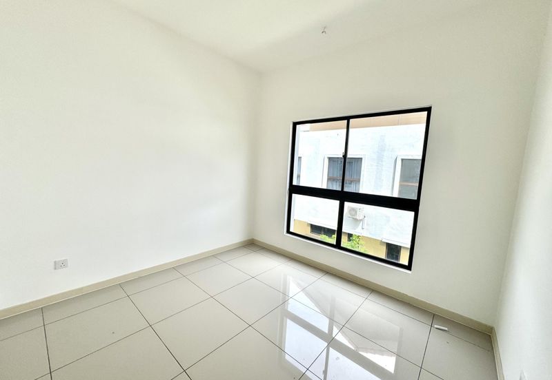 Setia Warisan Tropika