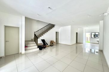 Setia Warisan Tropika