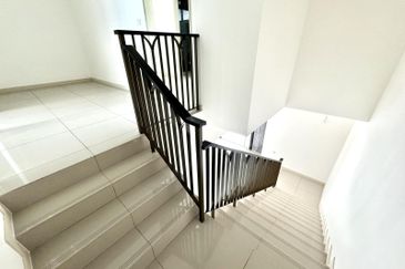 Setia Warisan Tropika