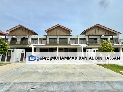 Beautiful Spacious 2 Storey Terrace House with Clubhouse Facilities Adenia Taman Setia Warisan Tropika Sepang, Selangor, Sepang