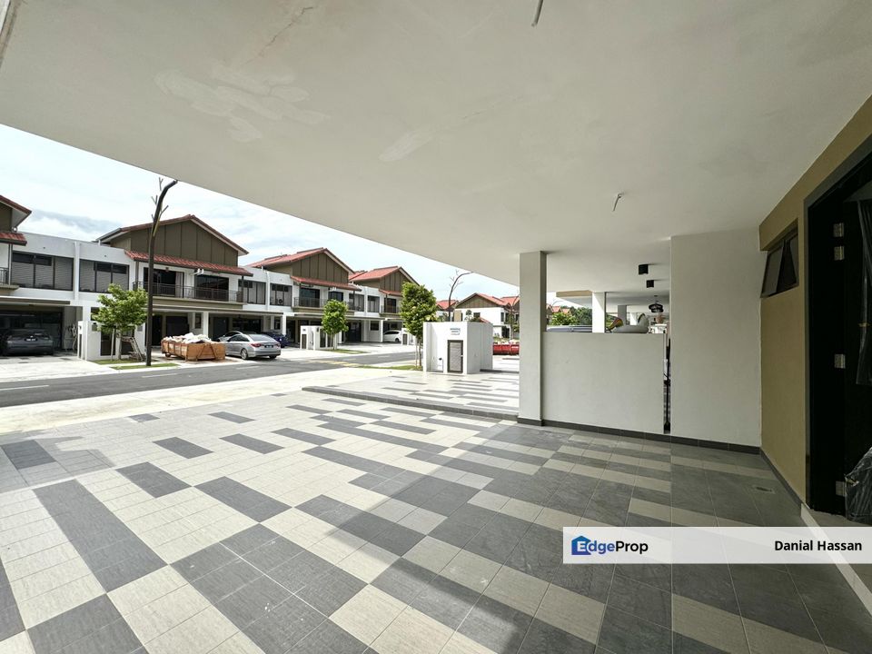 Beautiful Spacious 2 Storey Terrace House with Clubhouse Facilities Adenia Taman Setia Warisan Tropika Sepang, Selangor, Sepang