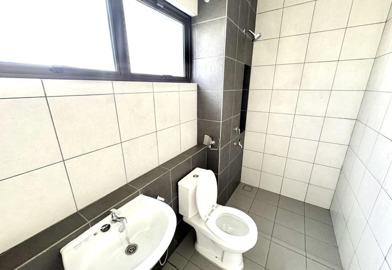 Setia Warisan Tropika