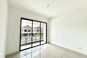 Setia Warisan Tropika