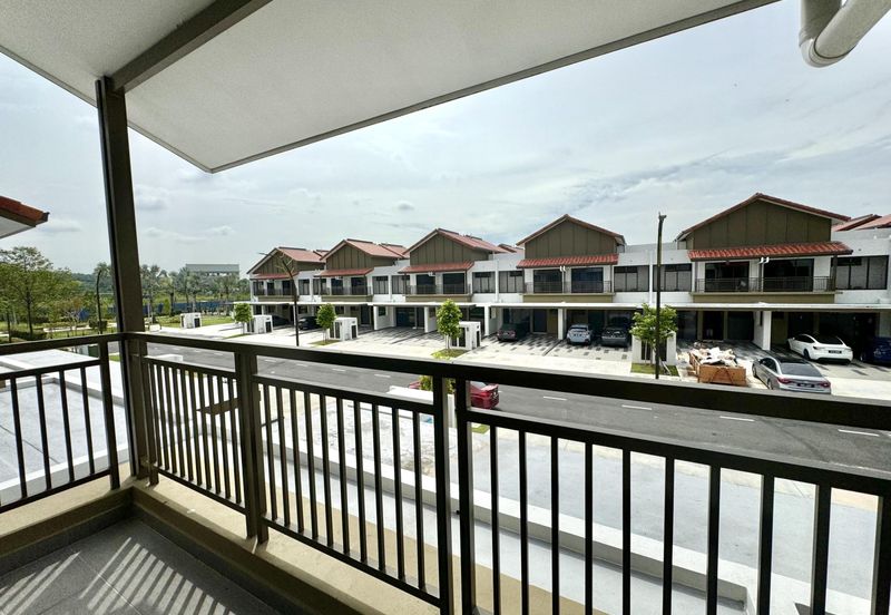 Setia Warisan Tropika