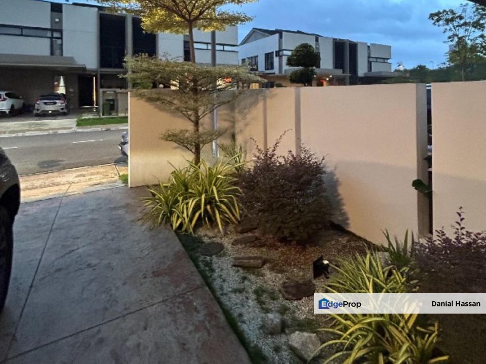 Renovated Unit with Modern ID Clubhouse Facilities 2 Storey Semi-D House Tropicana Aman Telok Panglima Garang, Selangor, Telok Panglima Garang