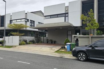 Dalia Residences @ Tropicana Aman