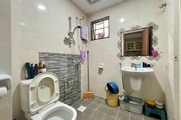 Cahaya SPK, Seksyen U9