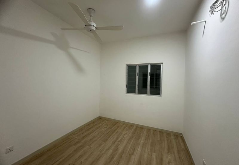 PR1MA Lakefront Homes