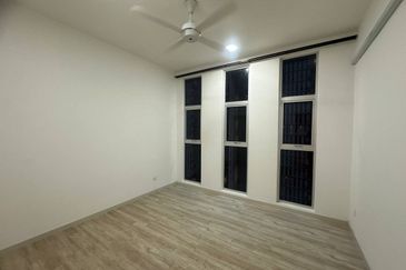 PR1MA Lakefront Homes