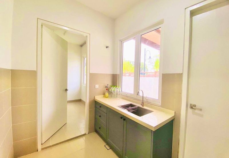 Duta Villa, Presint 14