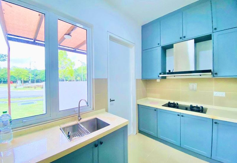 Duta Villa, Presint 14