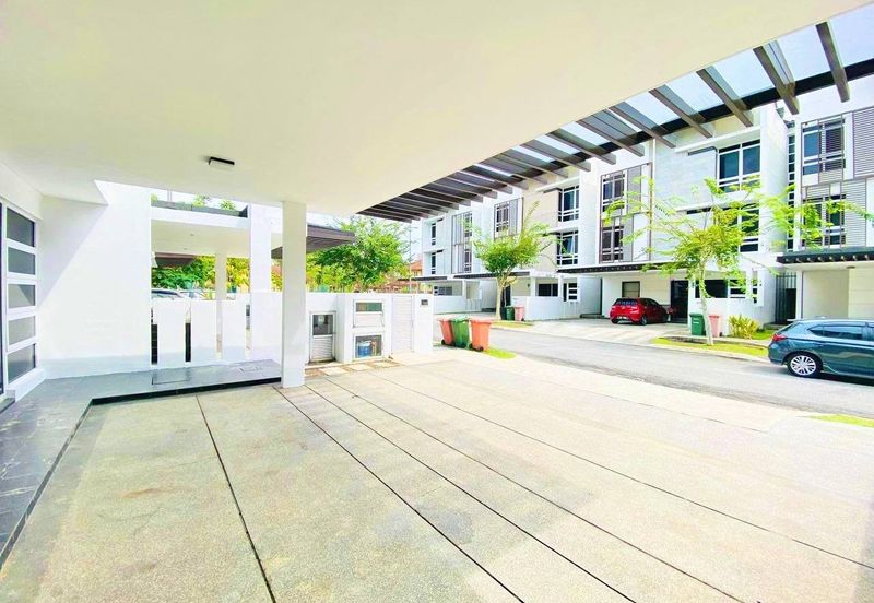 Duta Villa, Presint 14