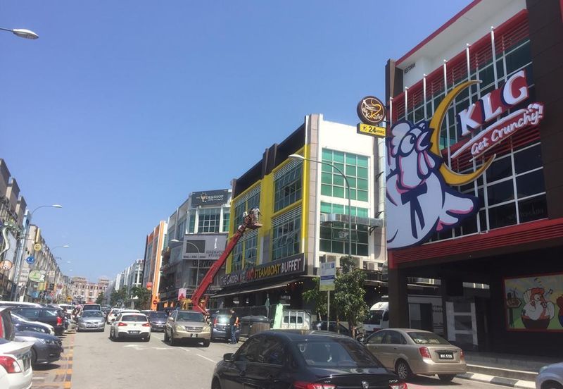 3 Storey Shop with Lift, Fully tenanted, Bandar Sri Petaling, Kuala Lumpur