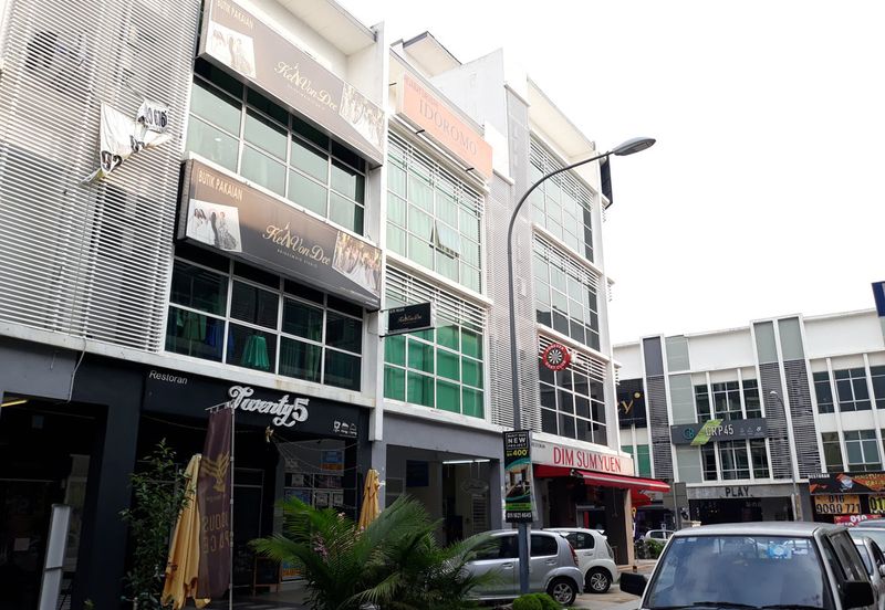 3 Storey Shop with Lift, Fully tenanted, Bandar Sri Petaling, Kuala Lumpur