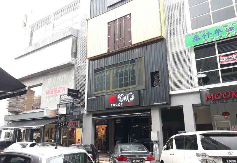 3 Storey Shop with Lift, Fully tenanted, Bandar Sri Petaling, Kuala Lumpur