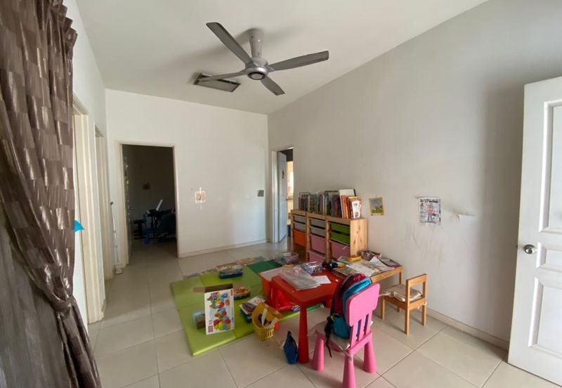 D'Alpinia Townhouse, Bandar 16 Sierra Puchong