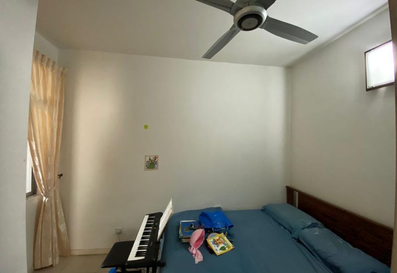 D'Alpinia Townhouse, Bandar 16 Sierra Puchong