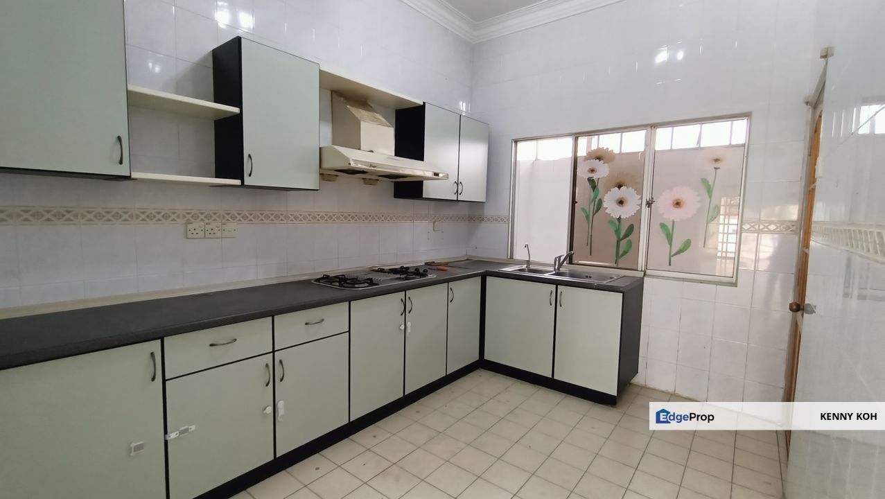 Bandar Puchong Jaya Taman Tempua, 2 Storey Terrace House , Selangor, Puchong