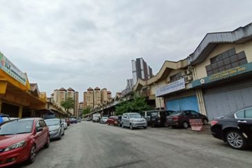 Single Storey Link Factory, Desa Tun Razak Industrial Park, Cheras