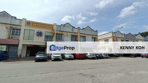 1st office Intermediate unit office, Taman Perindustrian Kinrara, Selangor, Puchong