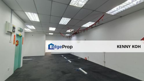 1st office Intermediate unit office, Taman Perindustrian Kinrara, Selangor, Puchong