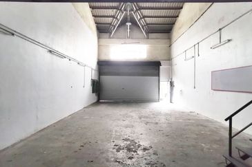 1.5 Storey Link Factory, Desa Tun Razak Industrial Park, Cheras
