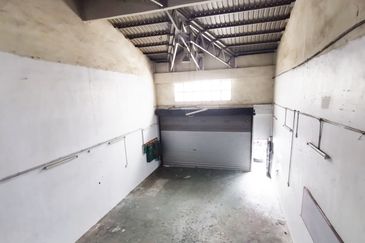 1.5 Storey Link Factory, Desa Tun Razak Industrial Park, Cheras