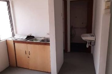 Jalan Kenari, Bandar Puchong Jaya