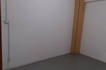 Jalan Kenari, Bandar Puchong Jaya