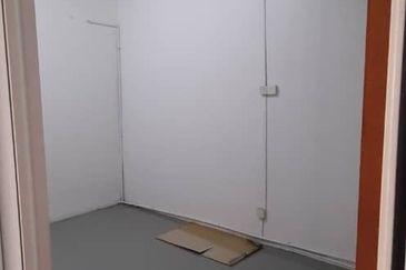 Jalan Kenari, Bandar Puchong Jaya