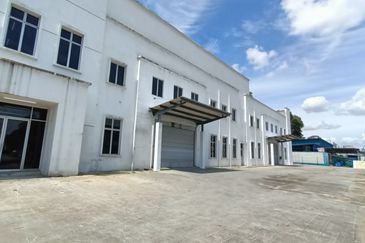 2 Storey Detached Corner lot Factory, Taman Perindustrian Kinrara