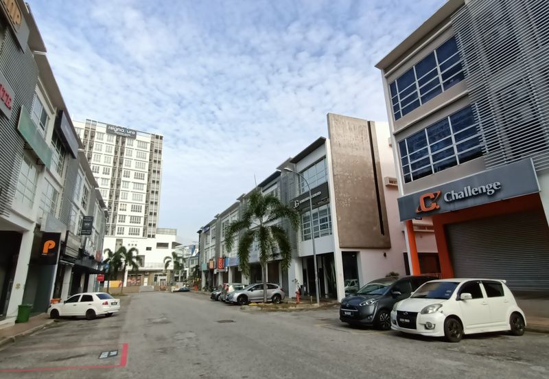 One Puchong Bussines Park
