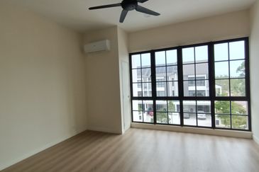 Monet Garden, Sunsuria City