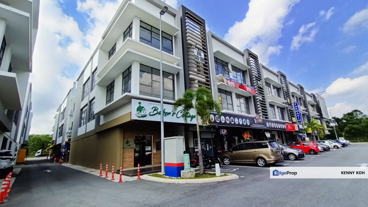 3-Storey Shoplot, Abadi Height, Kampung Pulau Meranti, Puchong , Selangor, Puchong