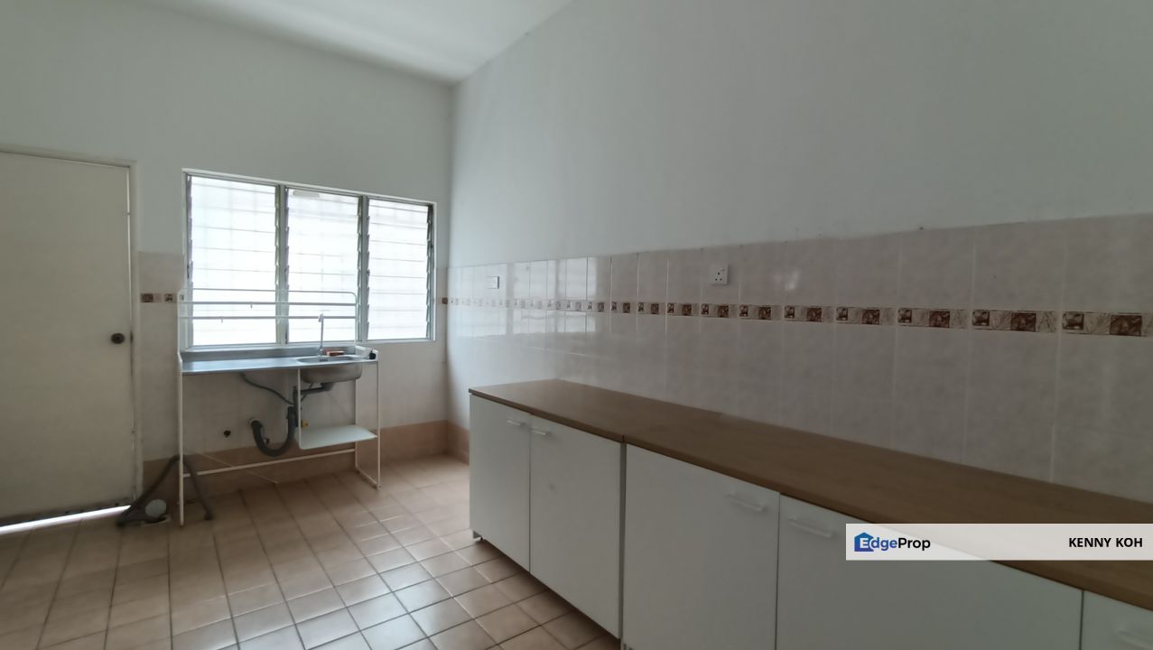 2 storey intermediate terrace house, Bandar Puteri 12 Puchong, Selangor, Bandar Puteri Puchong