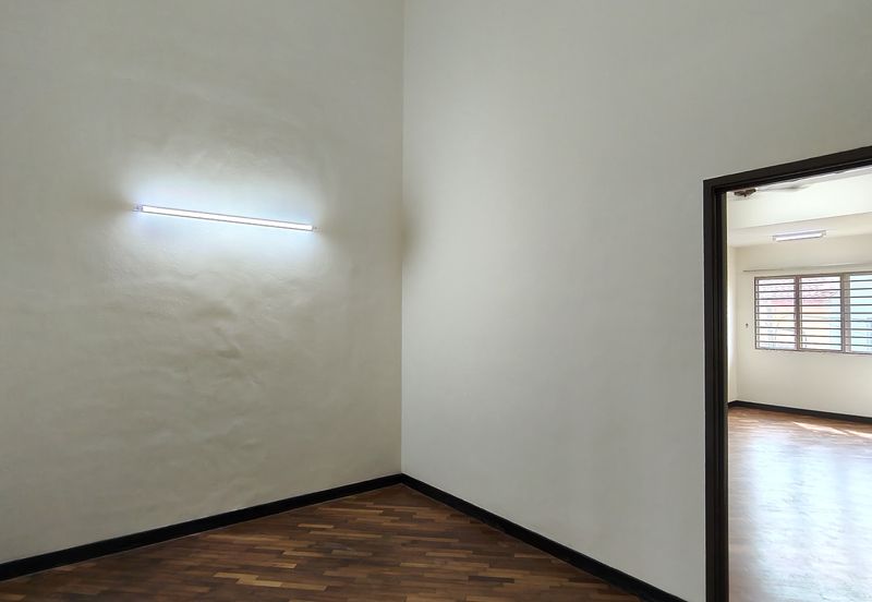 2 Storey Terrace House, Bandar Puteri 12 Puchong, Intermediate terrace house Behind Extended